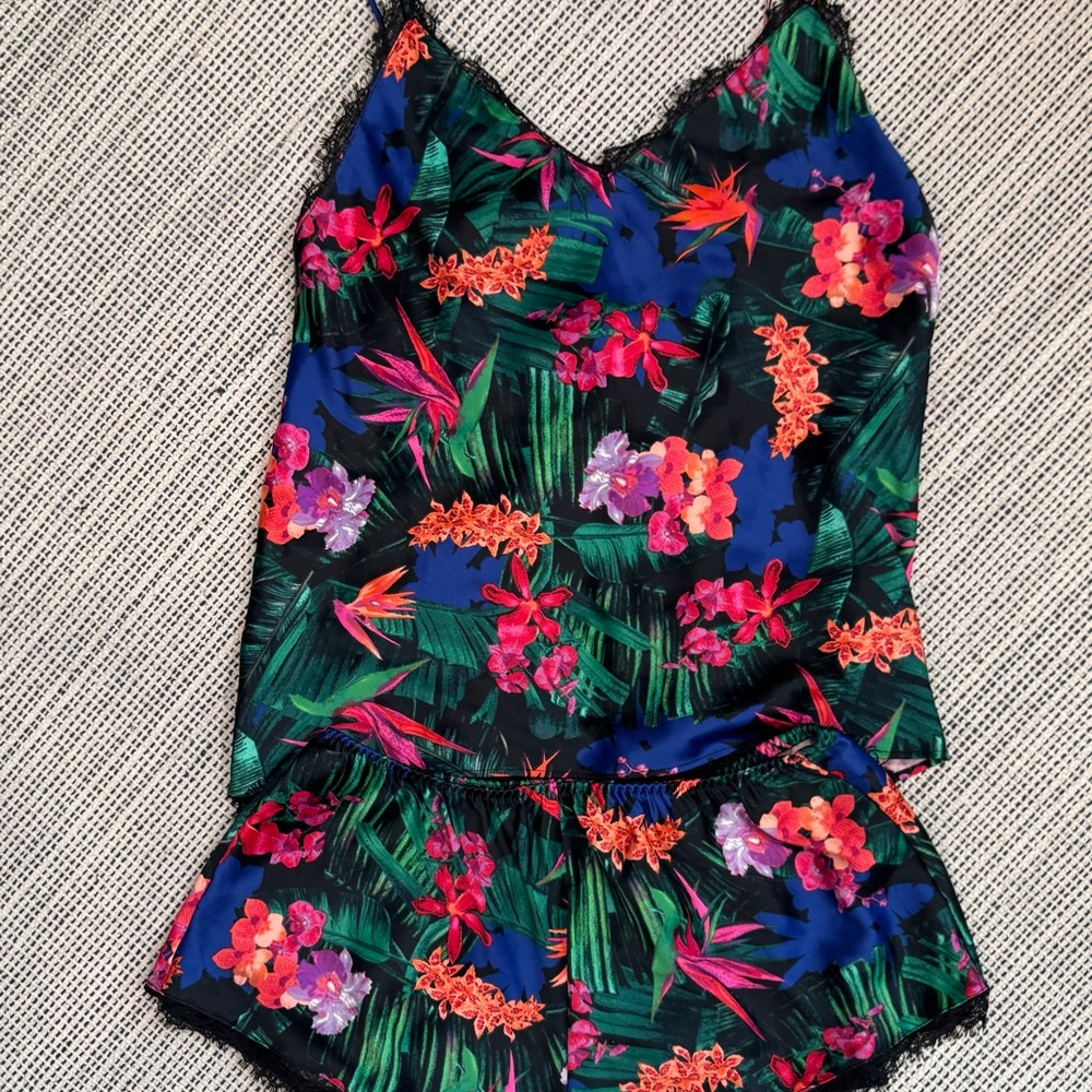 Victoria's Secret Satin Cami + Shorts Pajama Set Tropical Floral